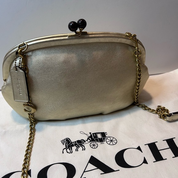 COACH Soft Kiss Lock Crossbody Clutch Metallic GOLD Soft Calf Leather EUC - Picture 7 of 14